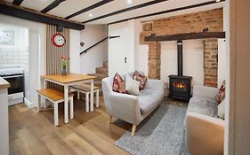 Host & Stay - Thimble Cottage